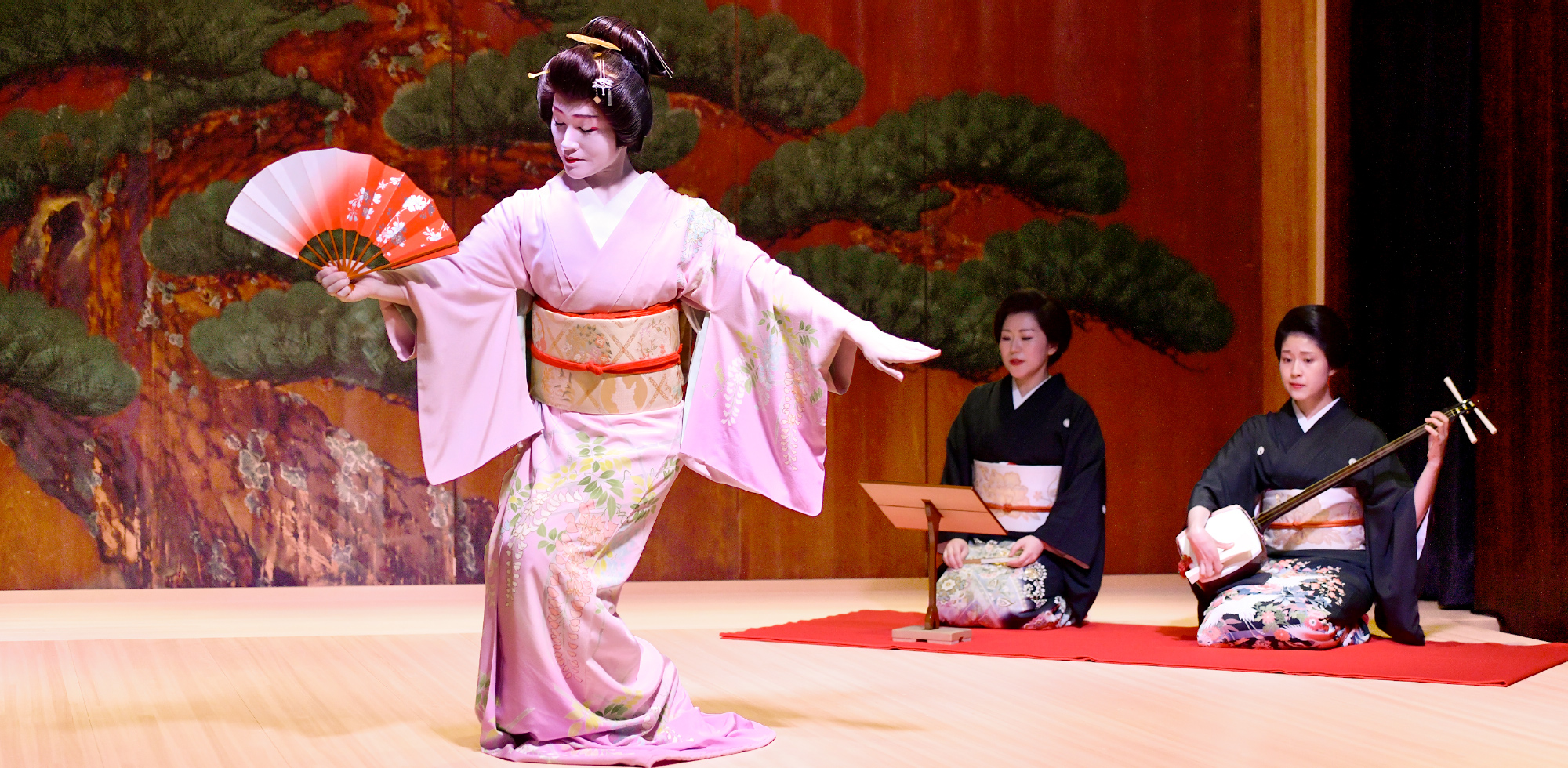 百川芸納言